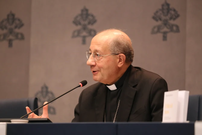 Archbishop Bruno Forte speaks to journalists