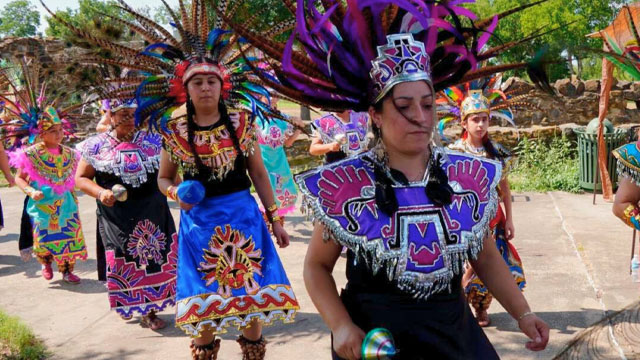 Matachines dancers